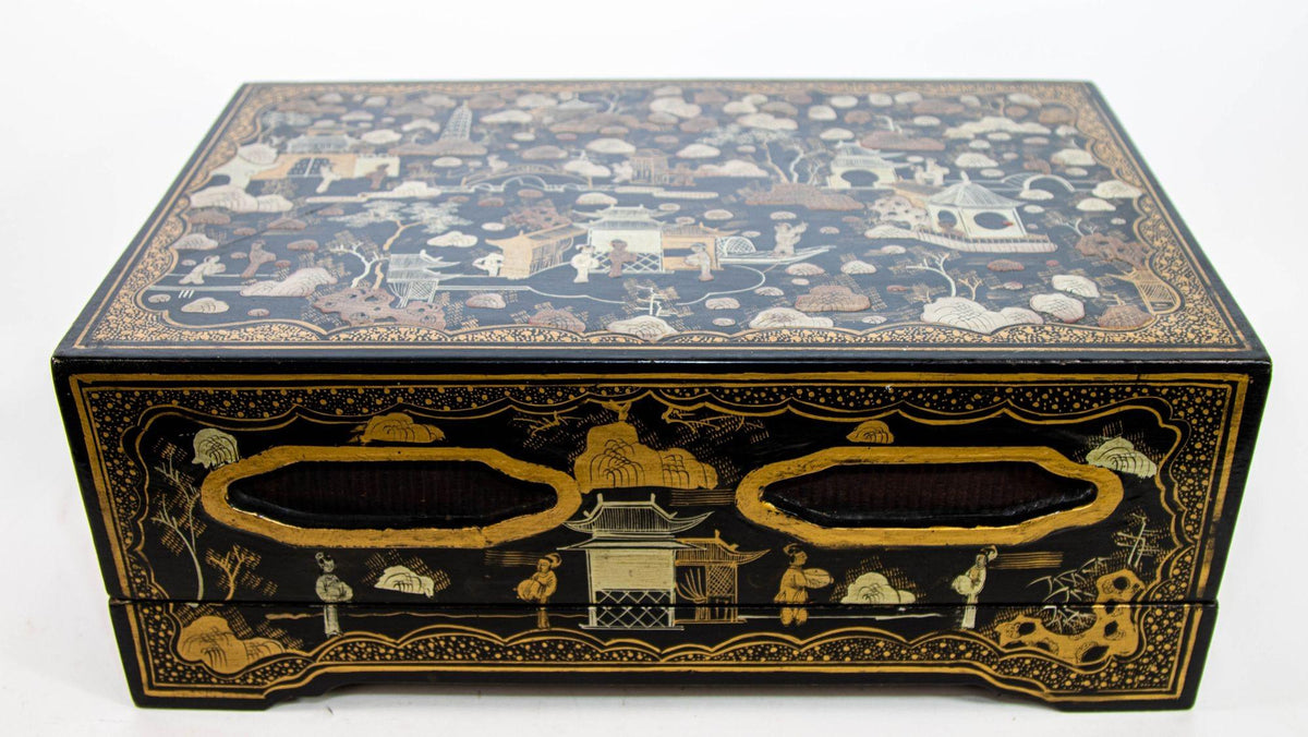 Large Chinoiserie Rectangular Black Lacquered Gilt Painted Covered Box 1950s — additional view 5