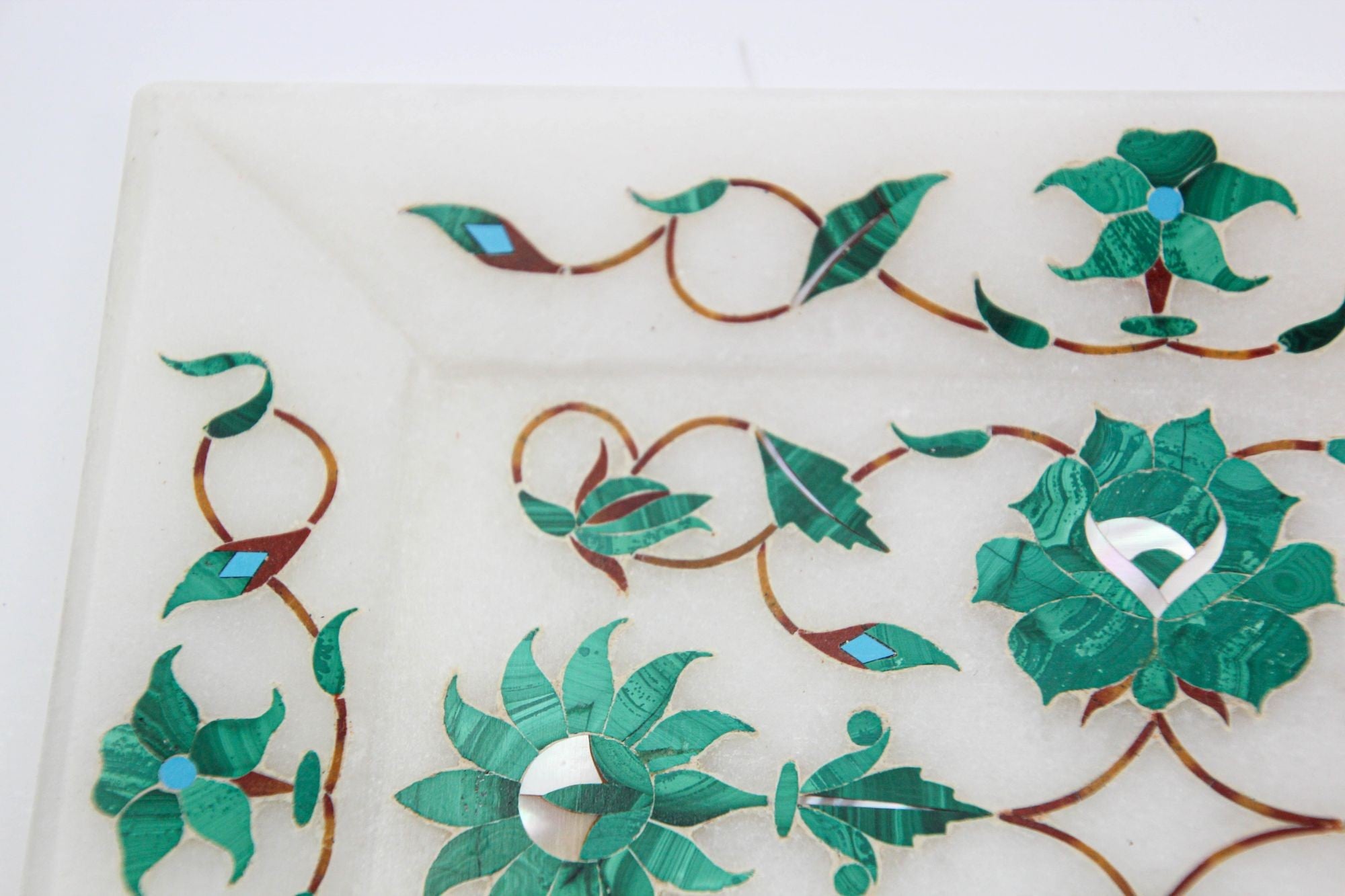 Pietra Dura White Mosaic Inlaid Marble Dish Handcrafted Agra India 1950