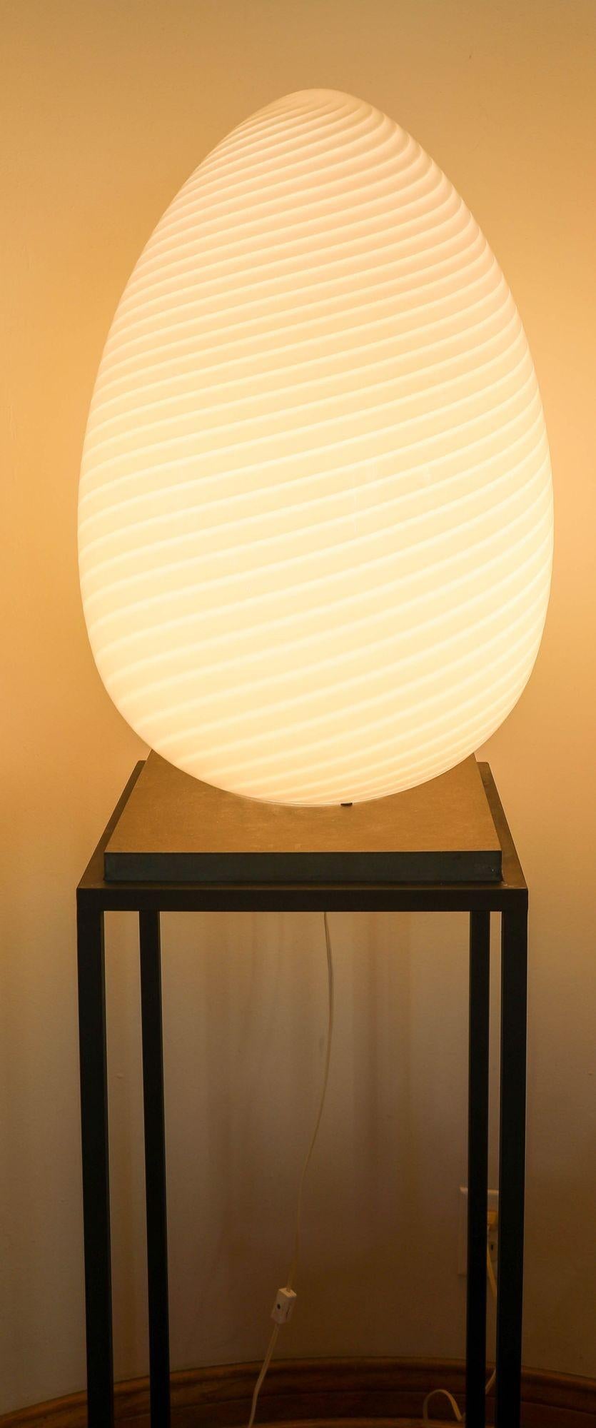 Oversized Vetri Murano White Swirl Glass Egg Table or Floor Lamp, 1970s — detail view 8