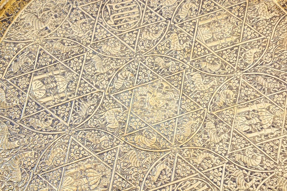 Large Antique Decorative Indo-Persian Mughal Hammered Brass Tray 19th c.