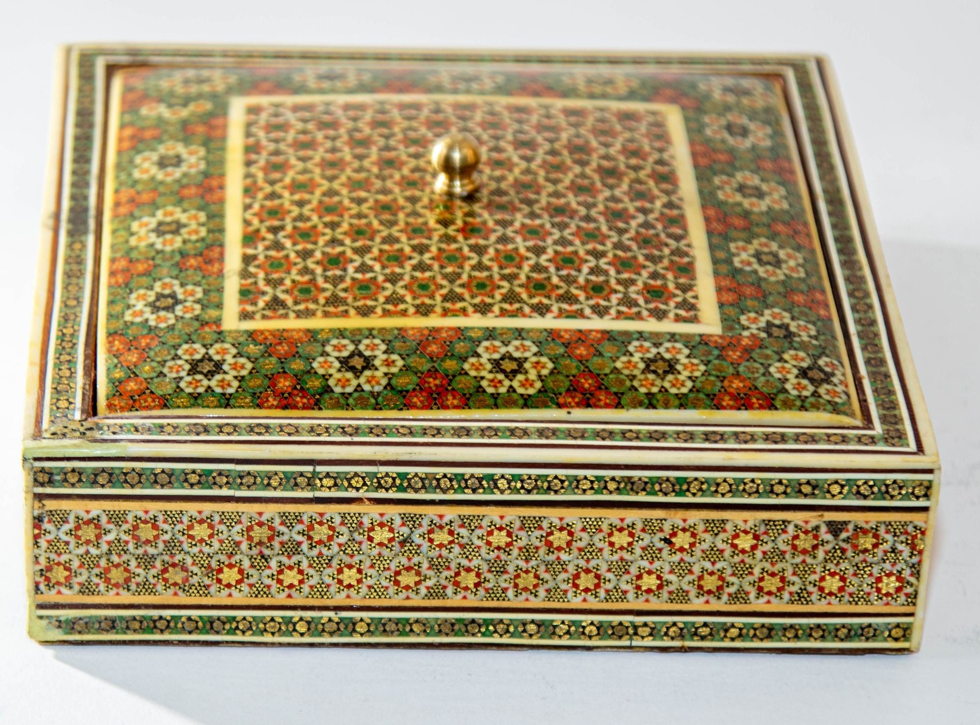 1950s Anglo Indian Micro Sadeli Mosaic Inlaid Jewelry Box