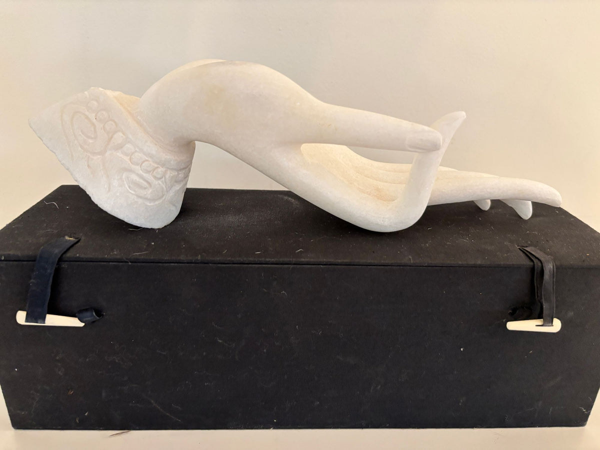 Vintage Alabaster Gyan Mudra Buddha Meditation Hand Sculpture in Box