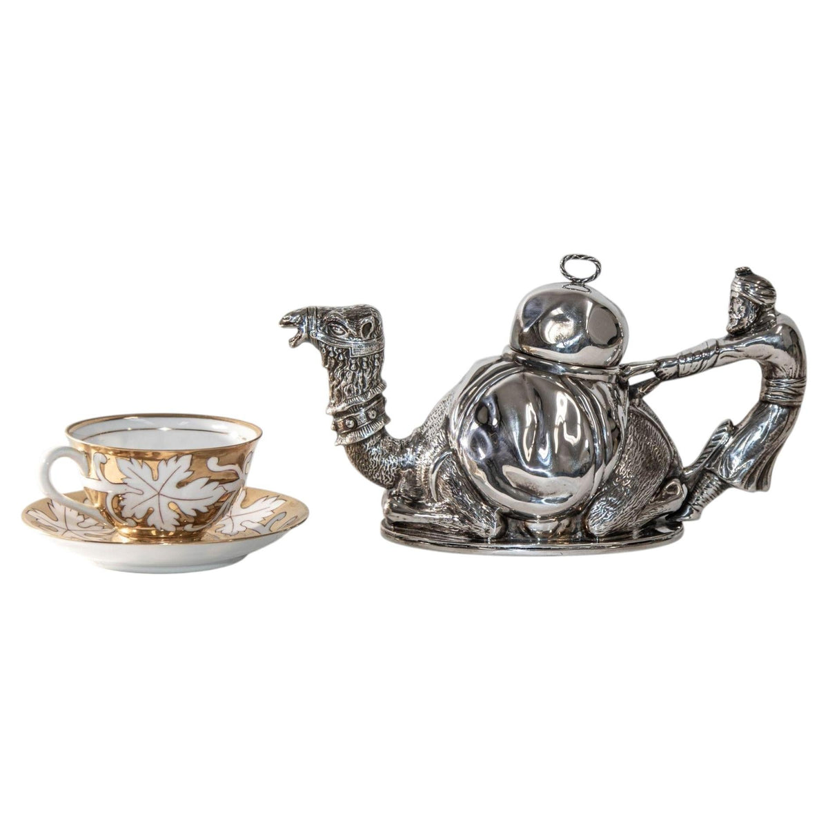 Camel Form "Karawan" Silver-Plated Teapot by Mariage Freres Paris France — detail view 13