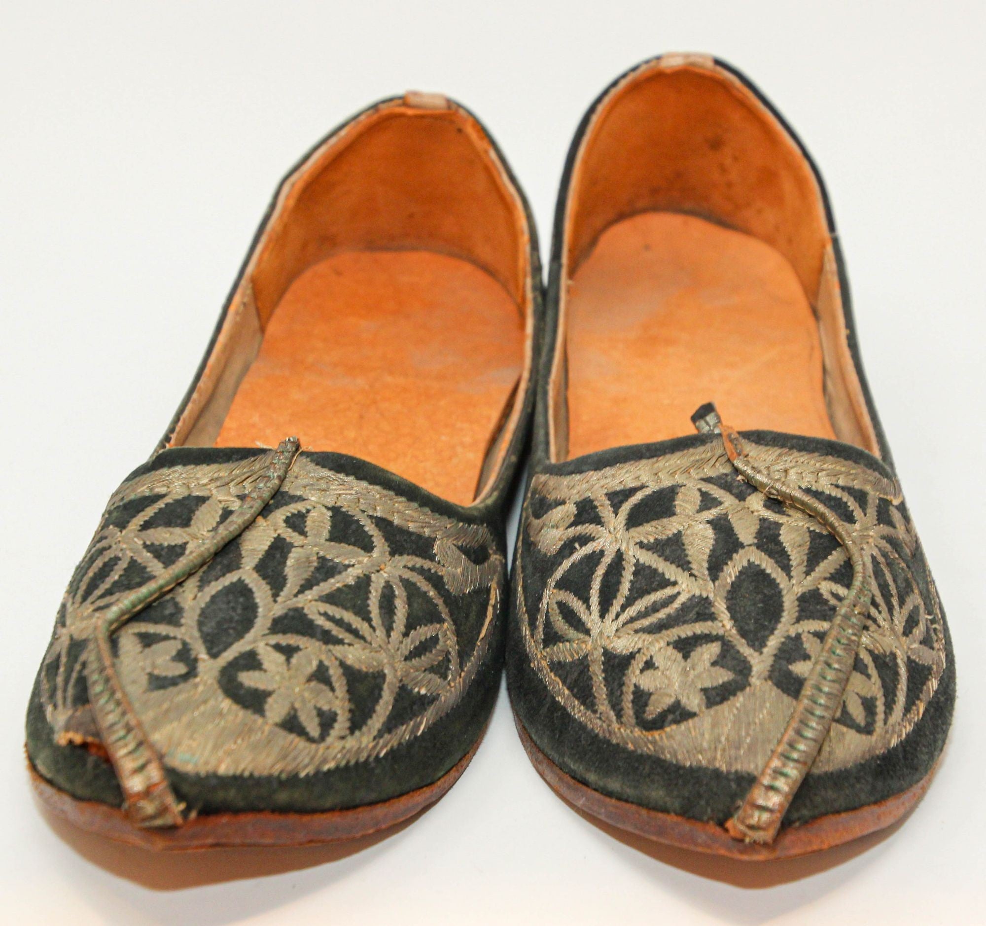 Moorish Mughal style Curled Toe Black Leather Shoes from Tony Duquette Estate