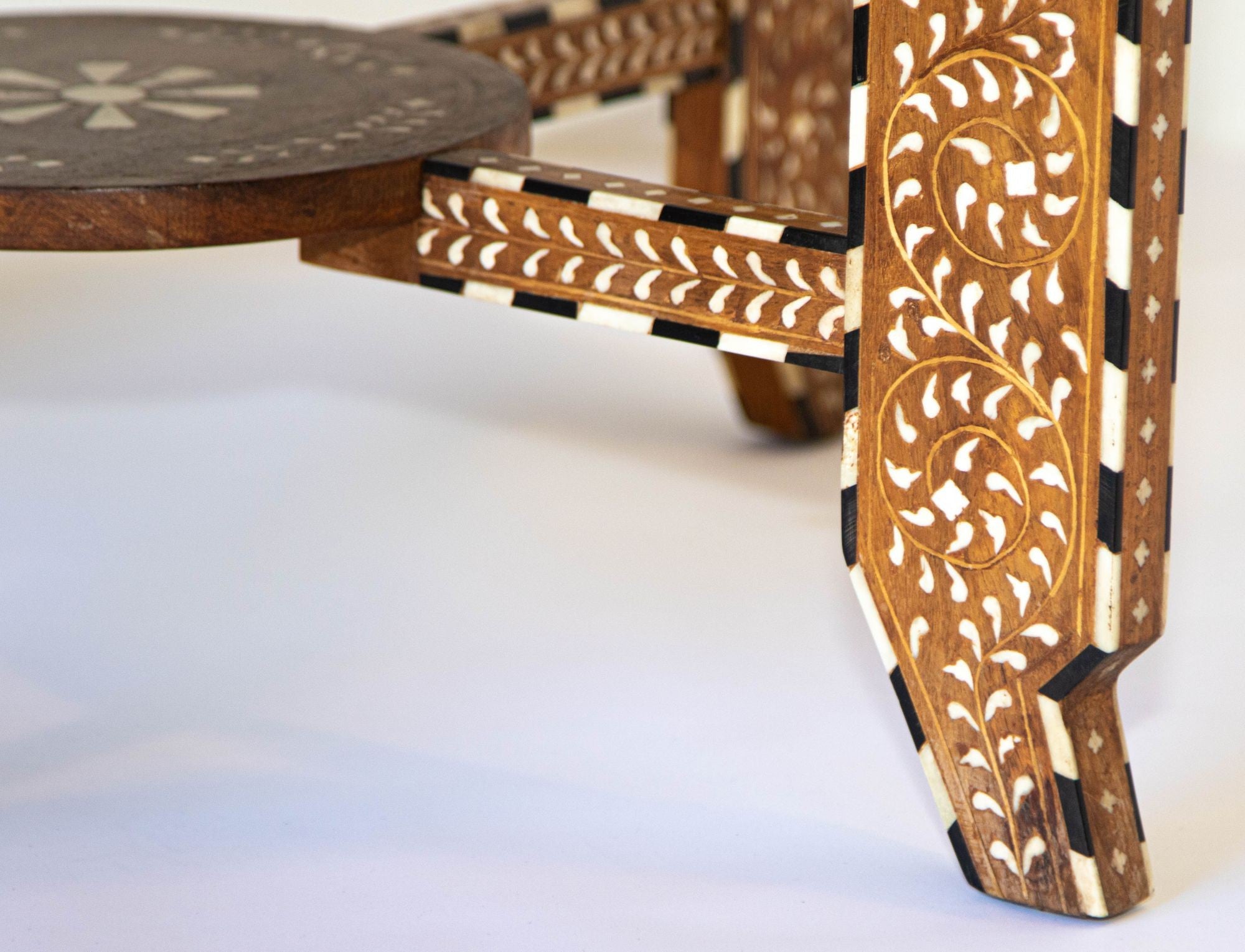 Anglo Indian Mughal Teak Wood Round Side Table with Bone Inlaid