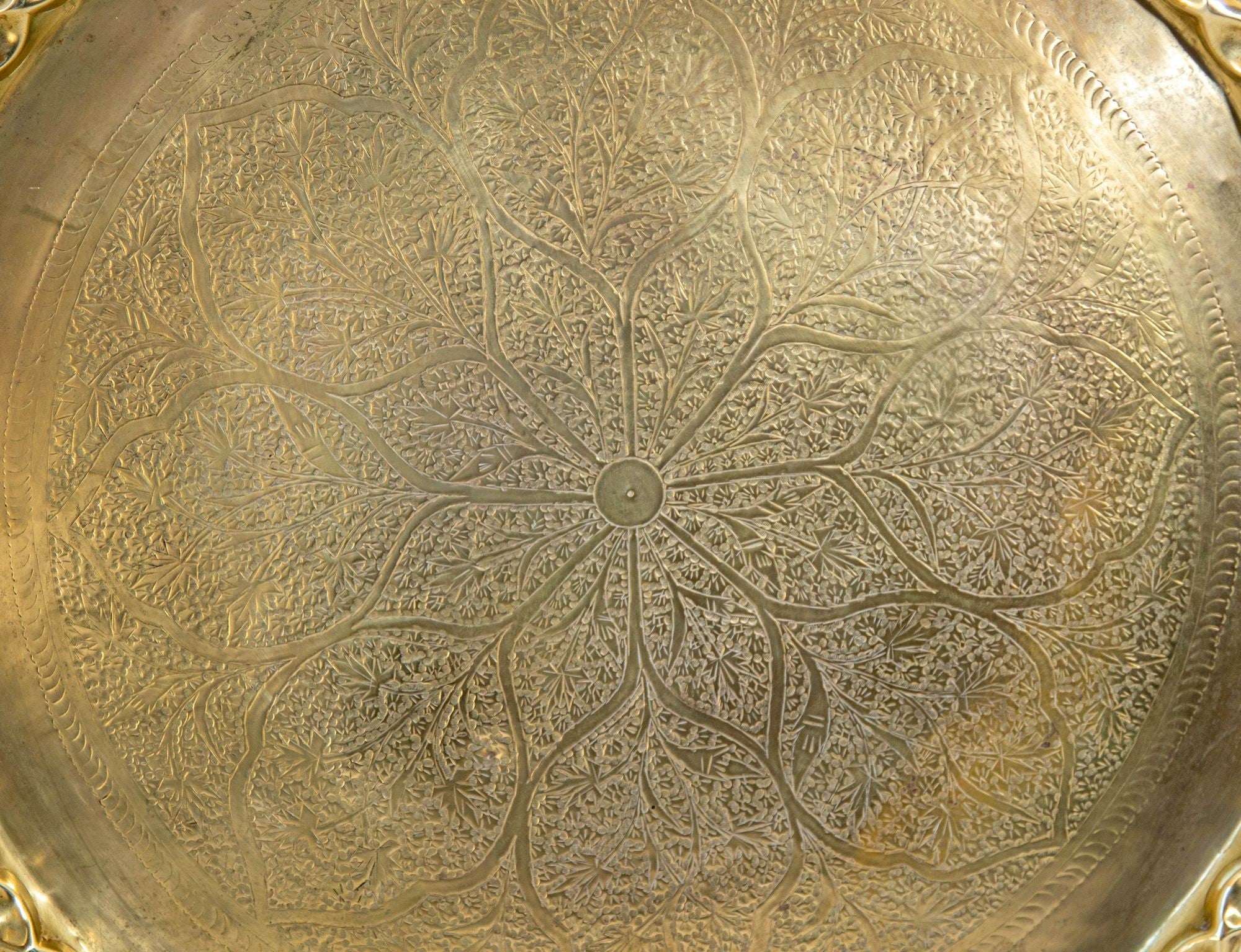 Antique Islamic Mughal Rajasthani Large Moorish Round Brass Tray with Crest Edges 30 in.