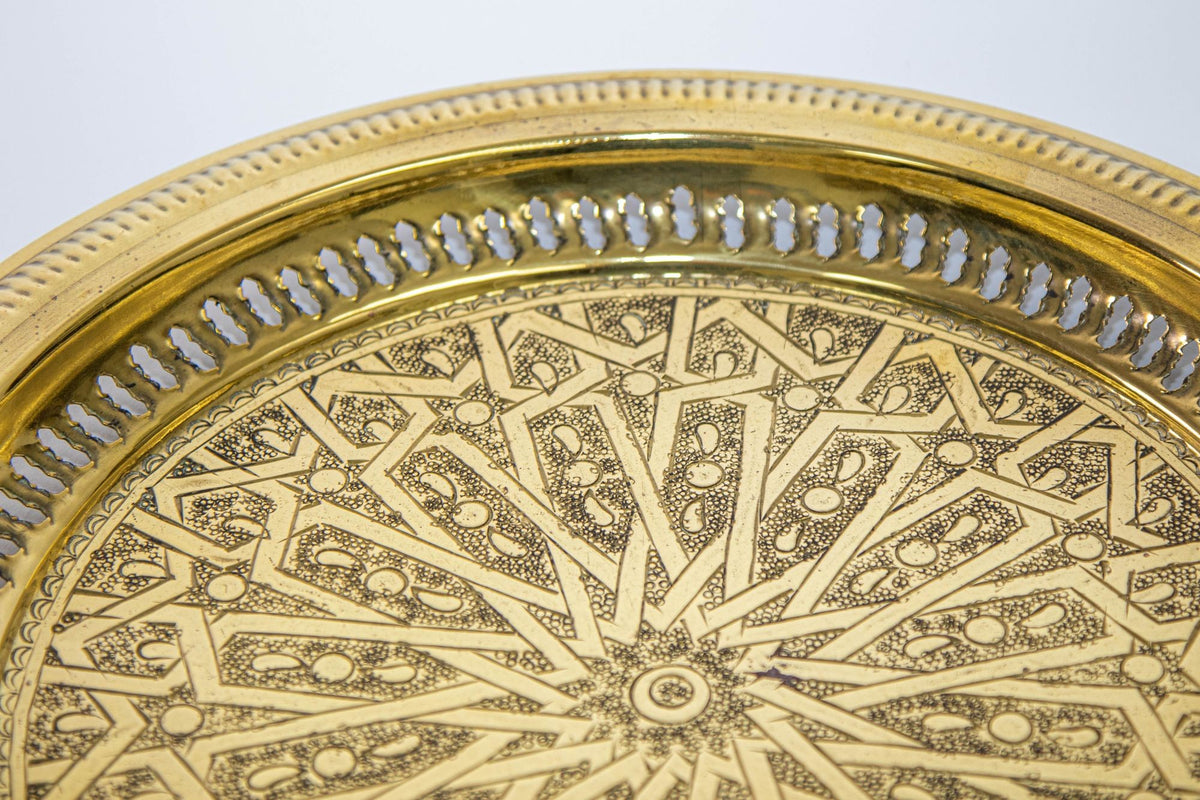 1940s Brass Moroccan Tray Hand Hammered Moorish Islamic Metalwork 13.5 in. D.