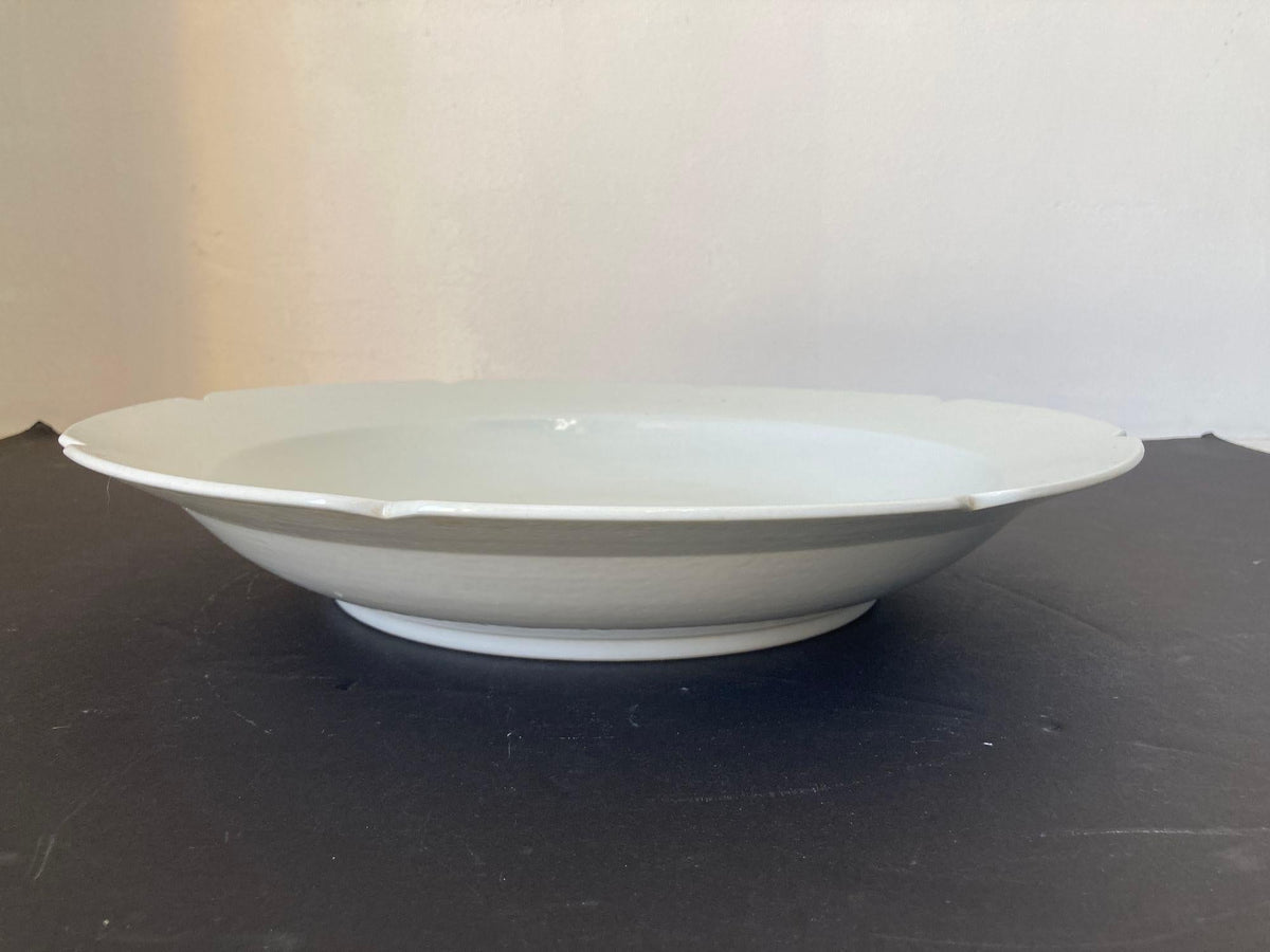 Chinese Asian White Ceramic Platter Bowl Scalloped Rim Huge Heavy 18.25 in. D. — additional view 8