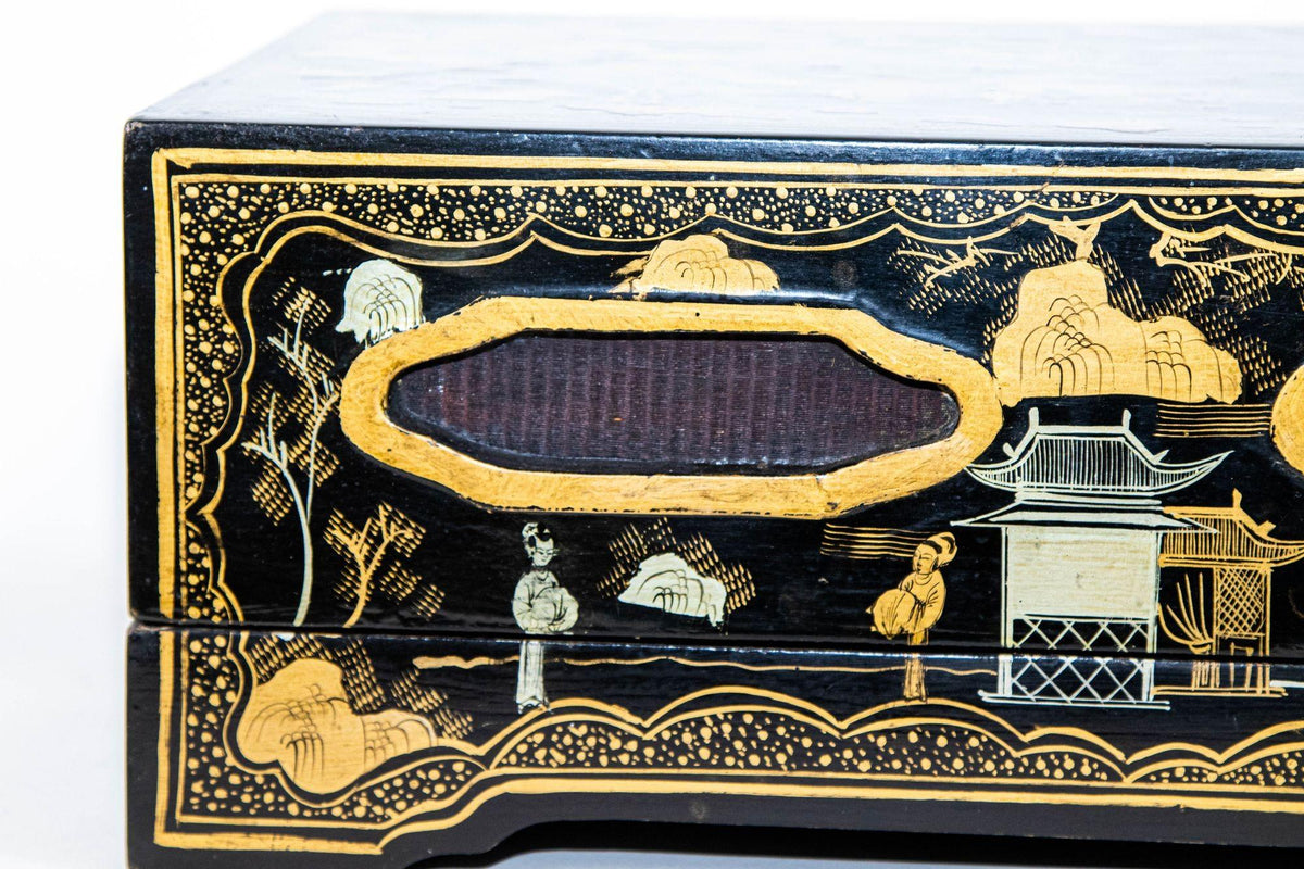 Large Chinoiserie Rectangular Black Lacquered Gilt Painted Covered Box 1950s — additional view 8