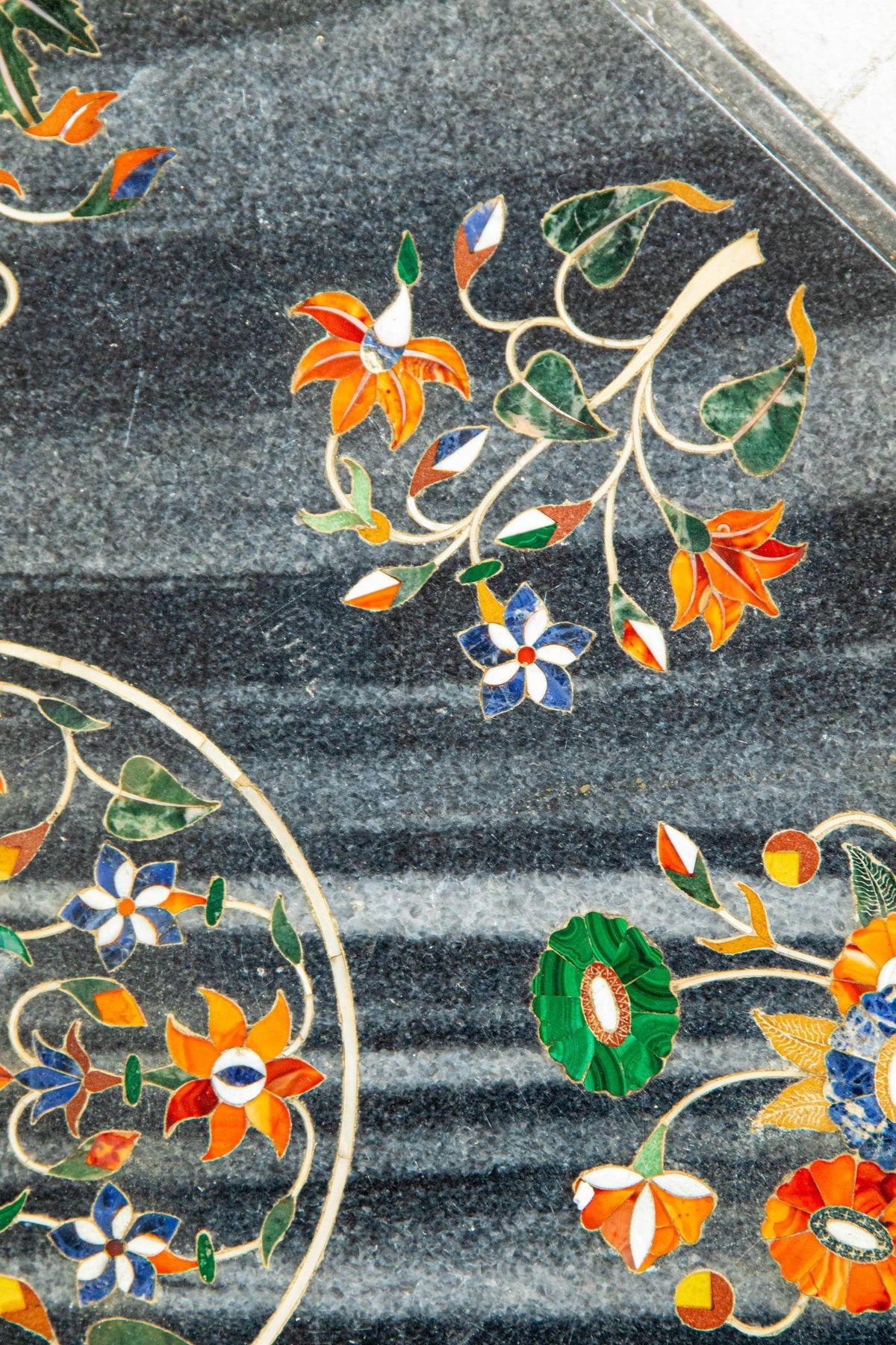 Mughal Rajasthani Black Marble Inlay Pietra Dura Table Top India — India