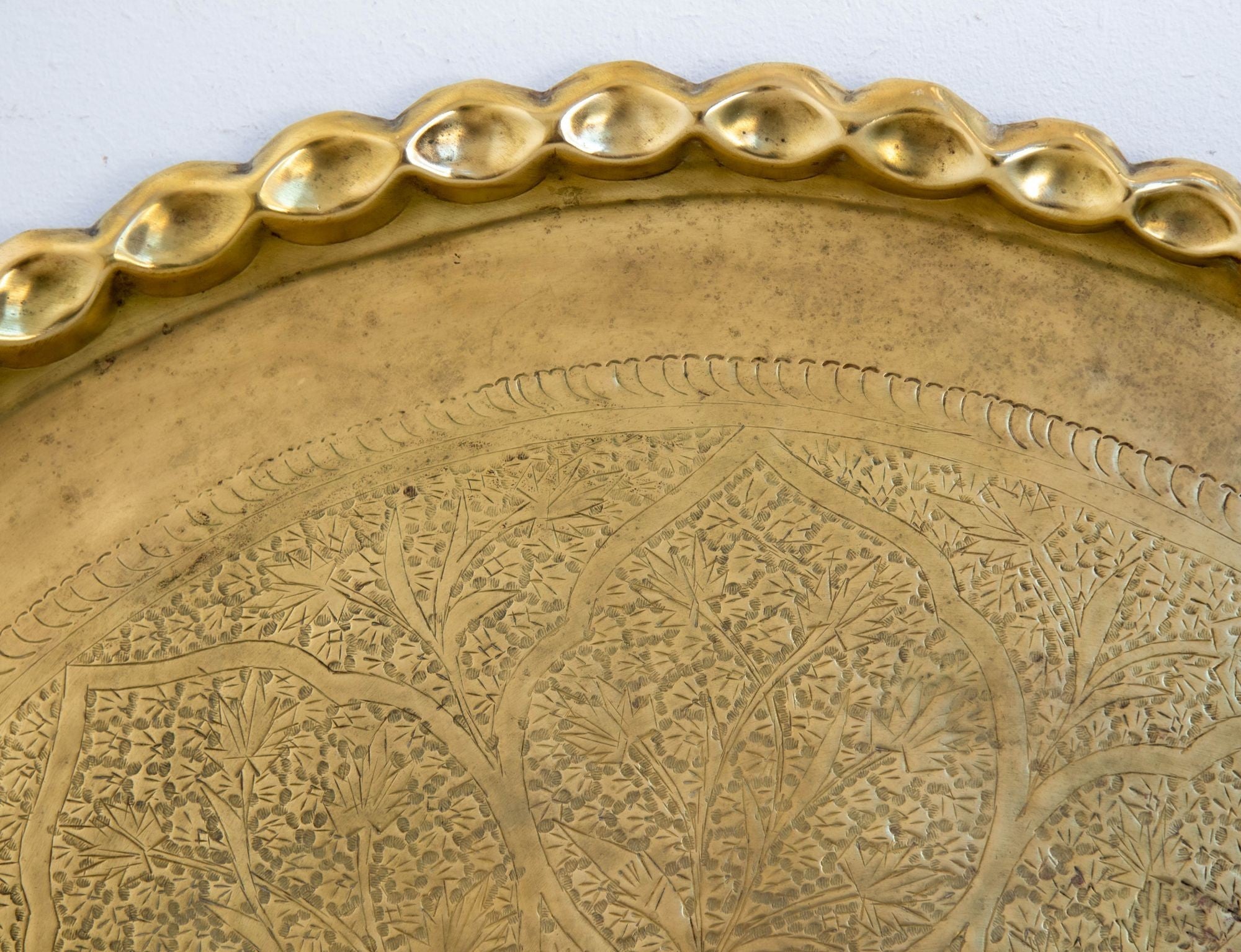 Antique Islamic Mughal Rajasthani Large Moorish Round Brass Tray with Crest Edges 30 in.