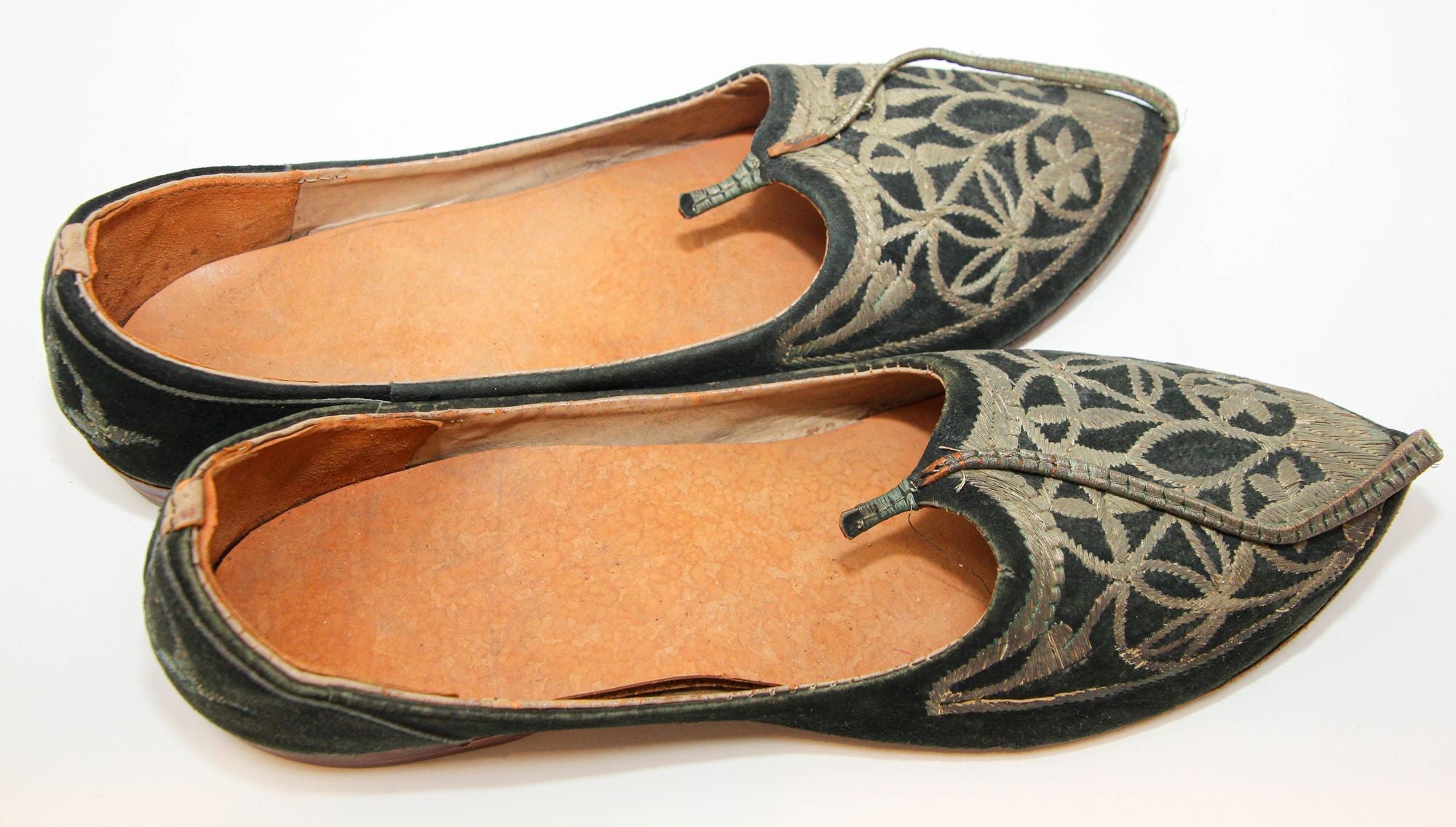 Moorish Mughal style Curled Toe Black Leather Shoes from Tony Duquette Estate