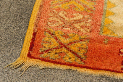 Vintage Moroccan Beni M'Guild Rug Runner, Hand-Woven Wool, 1960s
