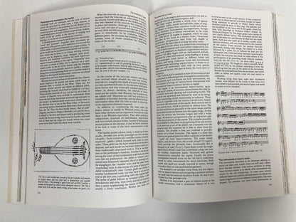 Islam: An Illustrated History by Bernard Lewis, UK Edition, 1992