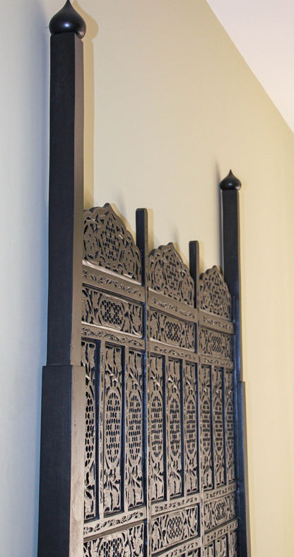 Hand-Carved Indo-Portuguese Moorish Queen Four-Poster Bed, India, 2000