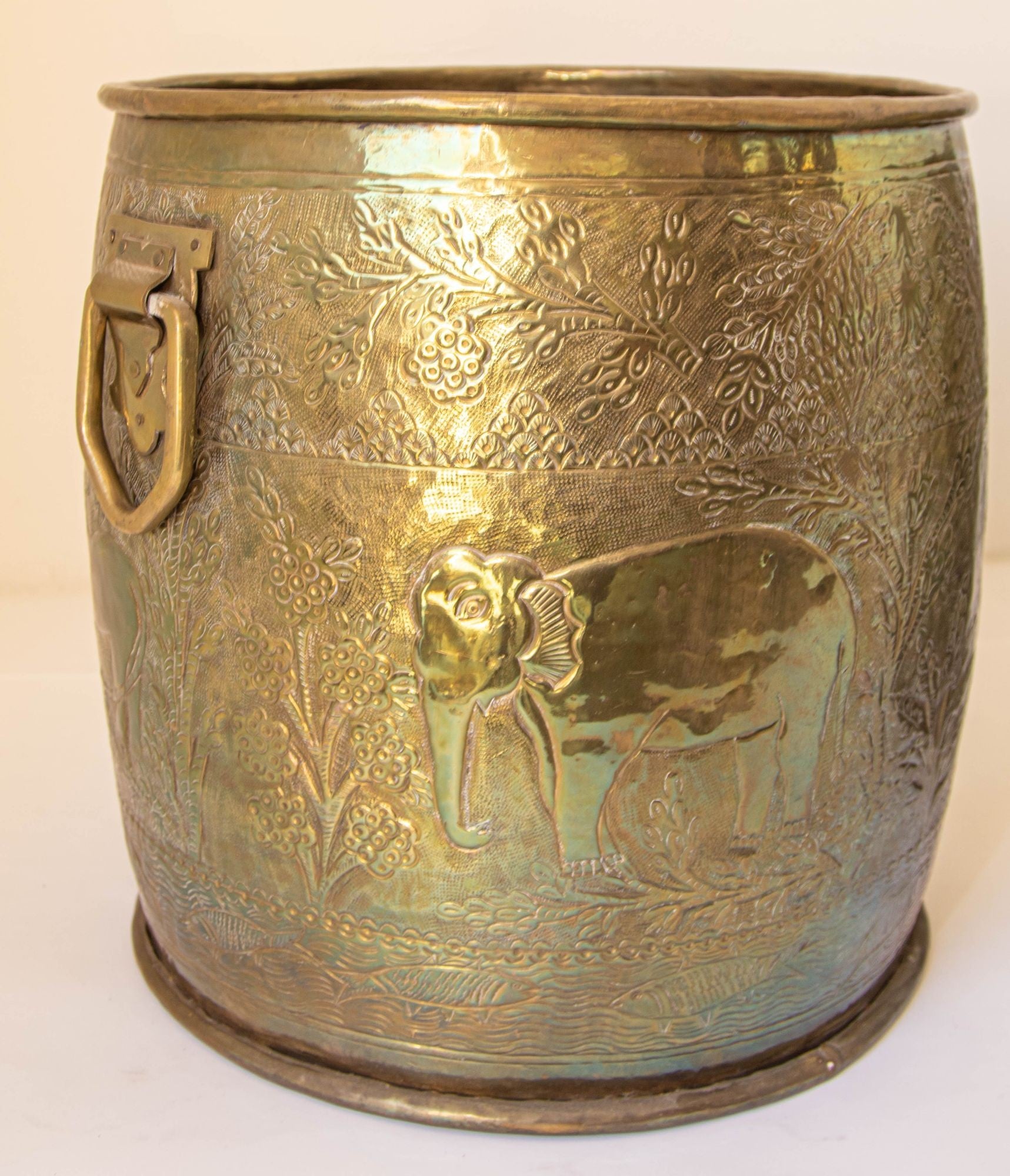 Large Vintage Polished Brass Planters Anglo Raj Hammered Jungle Design a Pair