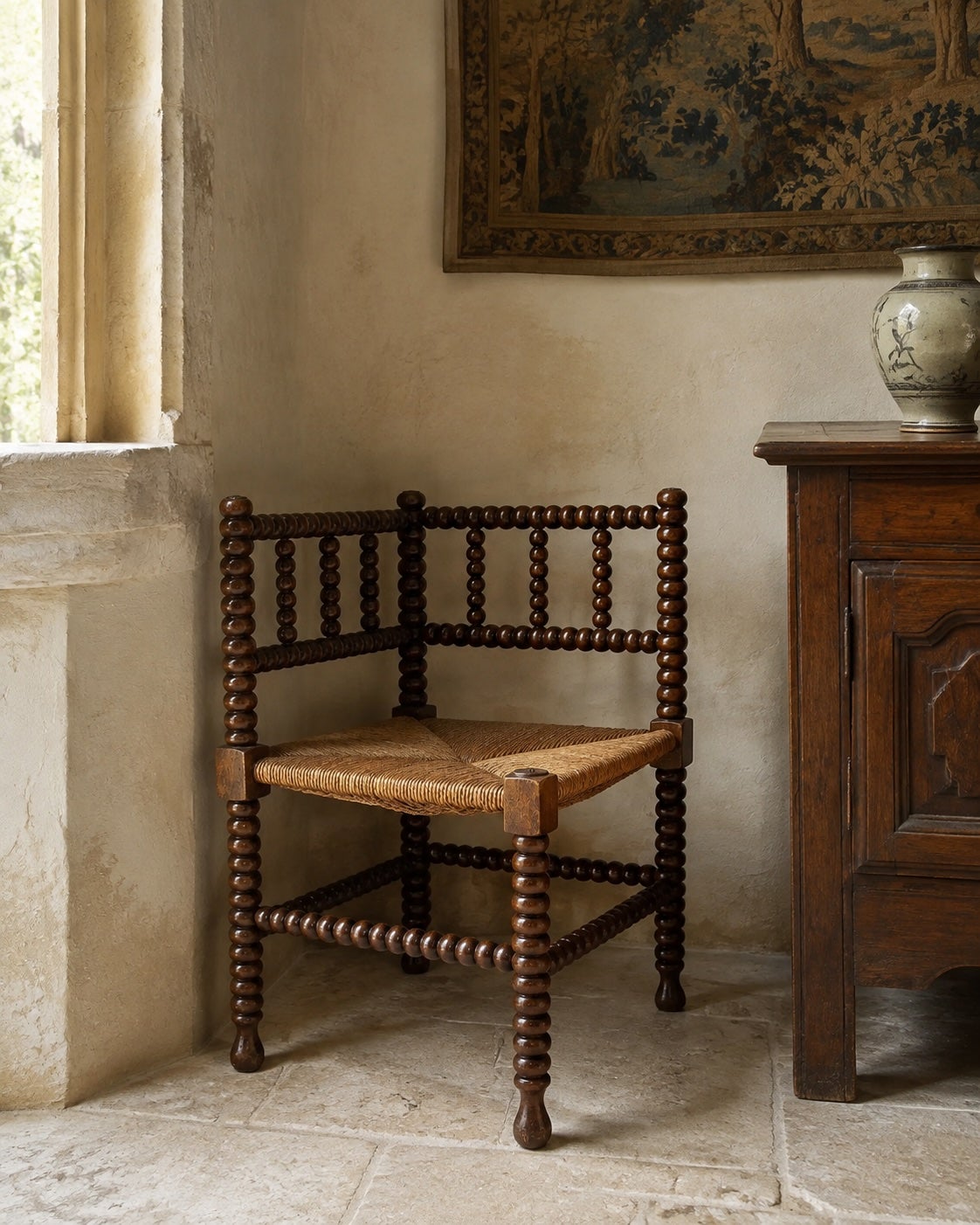 Late 19th Century French Bobbin-Turned Oak Fireside Corner Chair with Rush Seat — France