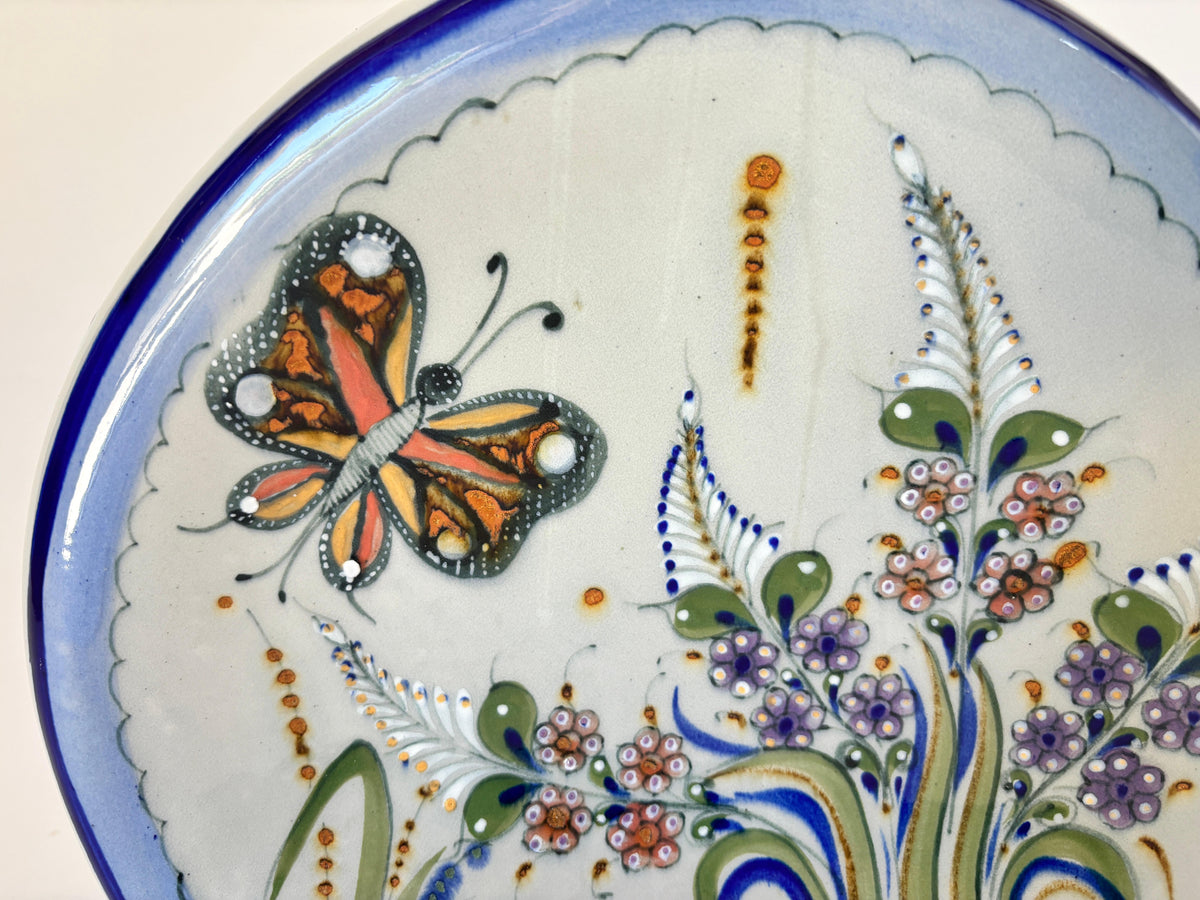 Vintage Erandi Tonalá Pottery Flask Vase, Hand-Painted, Signed, Circa 1970s — additional view 4