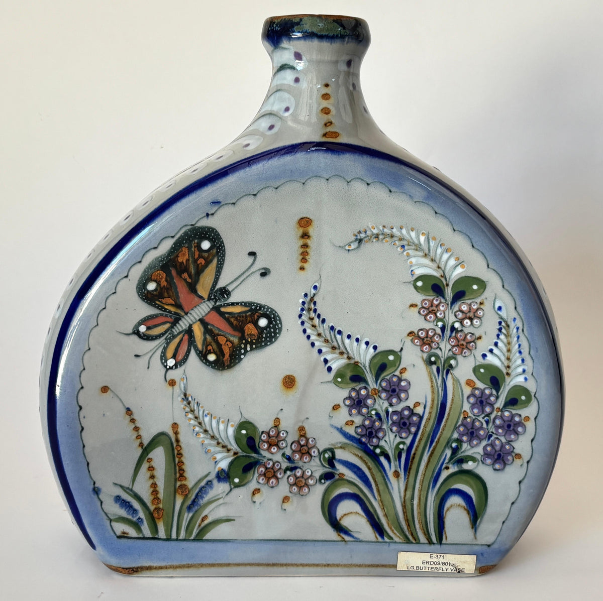Vintage Erandi Tonalá Pottery Flask Vase, Hand-Painted, Signed, Circa 1970s — additional view 10