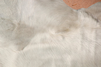 Hand-Crafted White Cowhide Rug from Argentina, Folk Art Style, 1980 — additional view 9