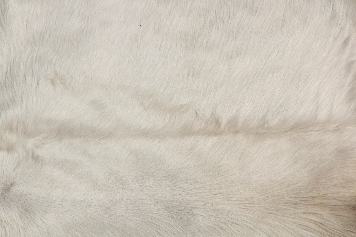 Hand-Crafted White Cowhide Rug from Argentina, Folk Art Style, 1980 — additional view 11