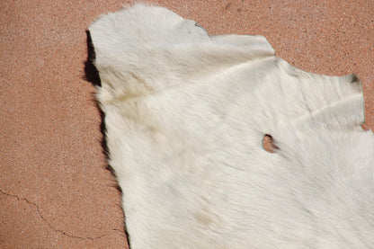 Hand-Crafted White Cowhide Rug from Argentina, Folk Art Style, 1980 — additional view 8