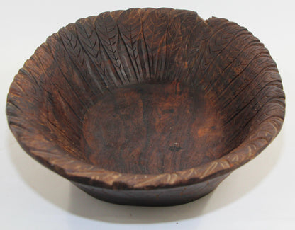 Large Hand-Carved Tribal Wooden Bowl from the Batak of Sumatra — additional view 11