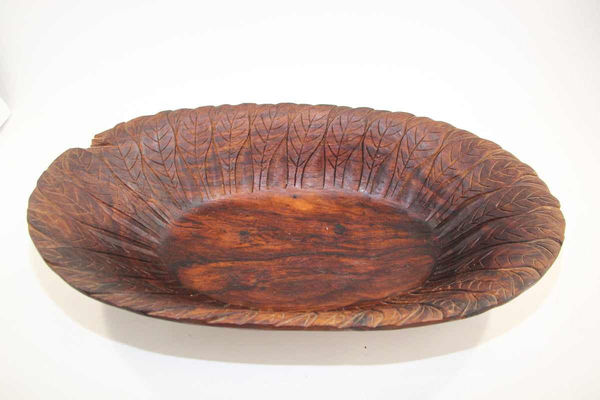 Large Hand-Carved Tribal Wooden Bowl from the Batak of Sumatra — additional view 2