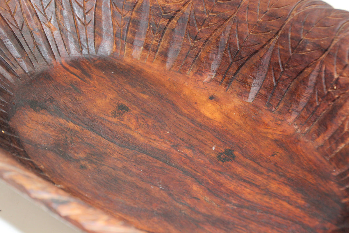Large Hand-Carved Tribal Wooden Bowl from the Batak of Sumatra — additional view 8