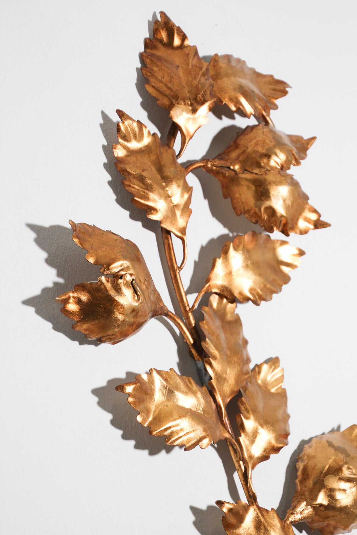 Italian 1960s Hollywood Regency Gilt Metal Wall Sconce, by Hans Kogl — Italy