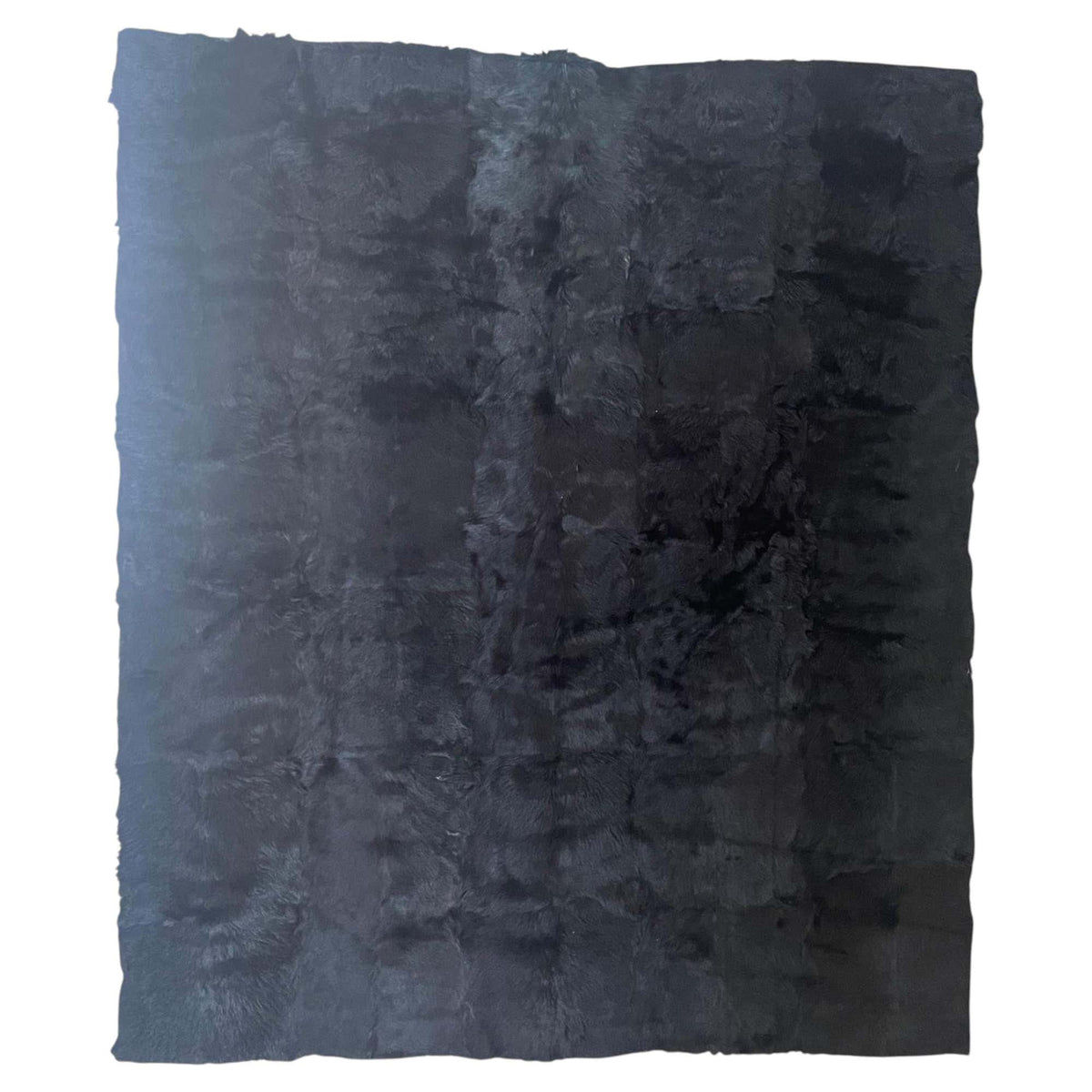 Minotti Alps Rug, Black Sheepskin, Hand-Crafted, Modern Design, Italy