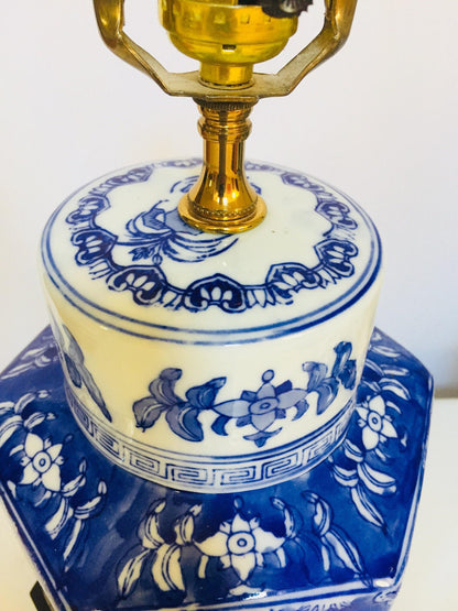 Pair of Blue and White Chinese Porcelain Tea Canisters Table Lamps — China