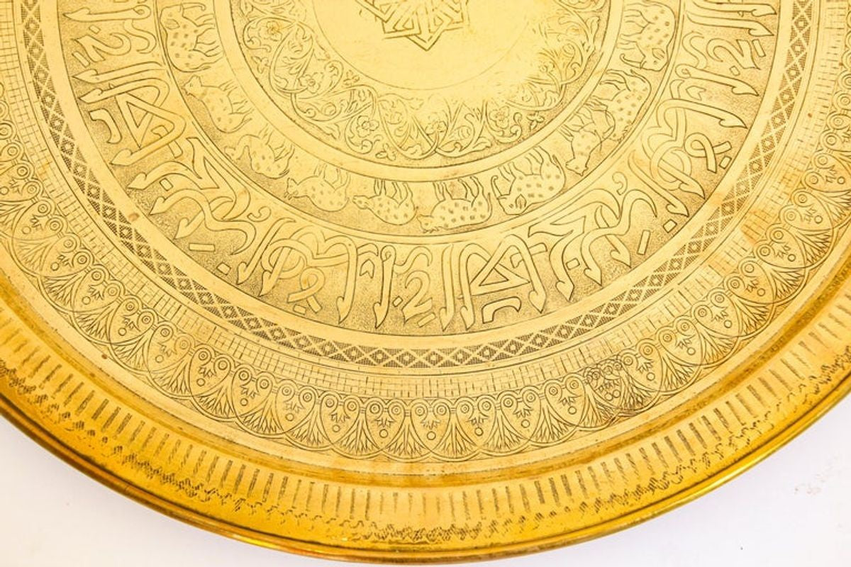 Mughal Indian Handcrafted Decorative Hammered Moorish Brass Tray