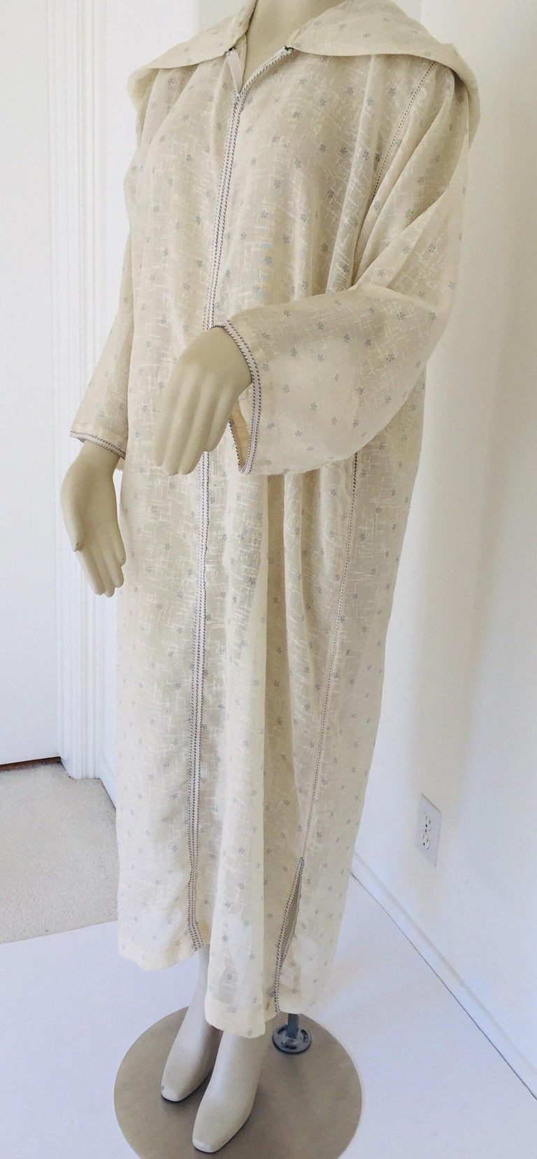 1970 Moroccan Hooded Caftan White and Blue Linen Djellabah Kaftan