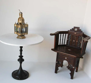Moroccan Candle Lantern in Moorish Gilt Metal and Glass