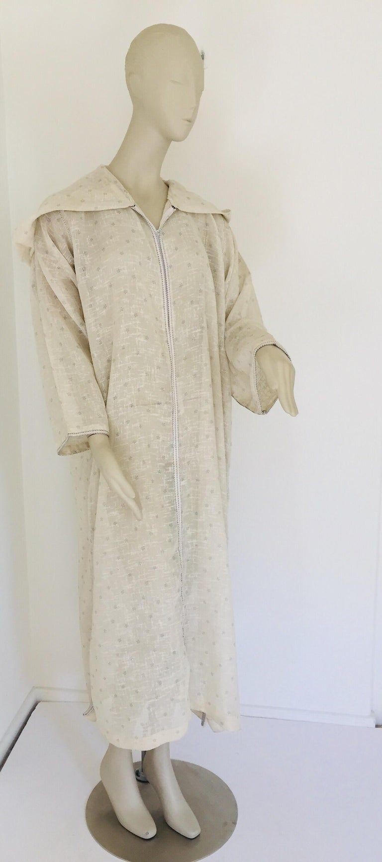1970 Moroccan Hooded Caftan White and Blue Linen Djellabah Kaftan