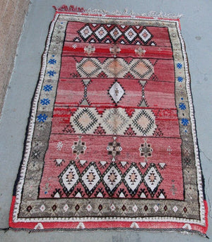 Moroccan Vintage Hand-Woven Boujad Berber Rug, circa 1960
