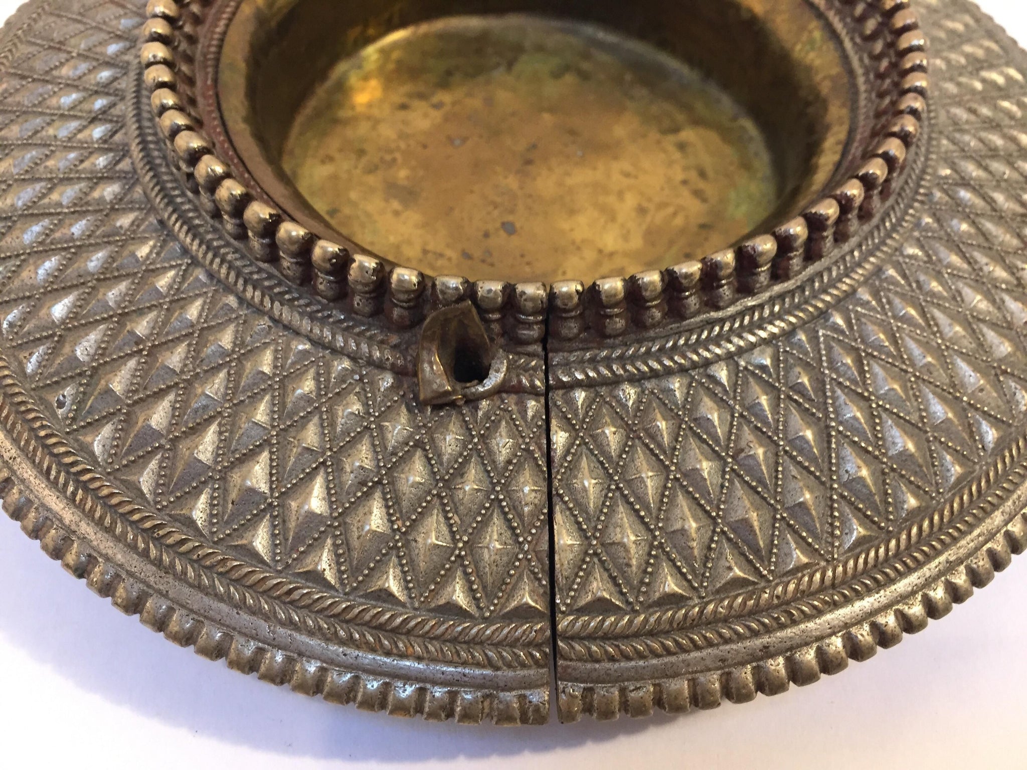 Ethnic Brass Traditional Ankle Bracelet From India Vide Poche - E-mosaik
