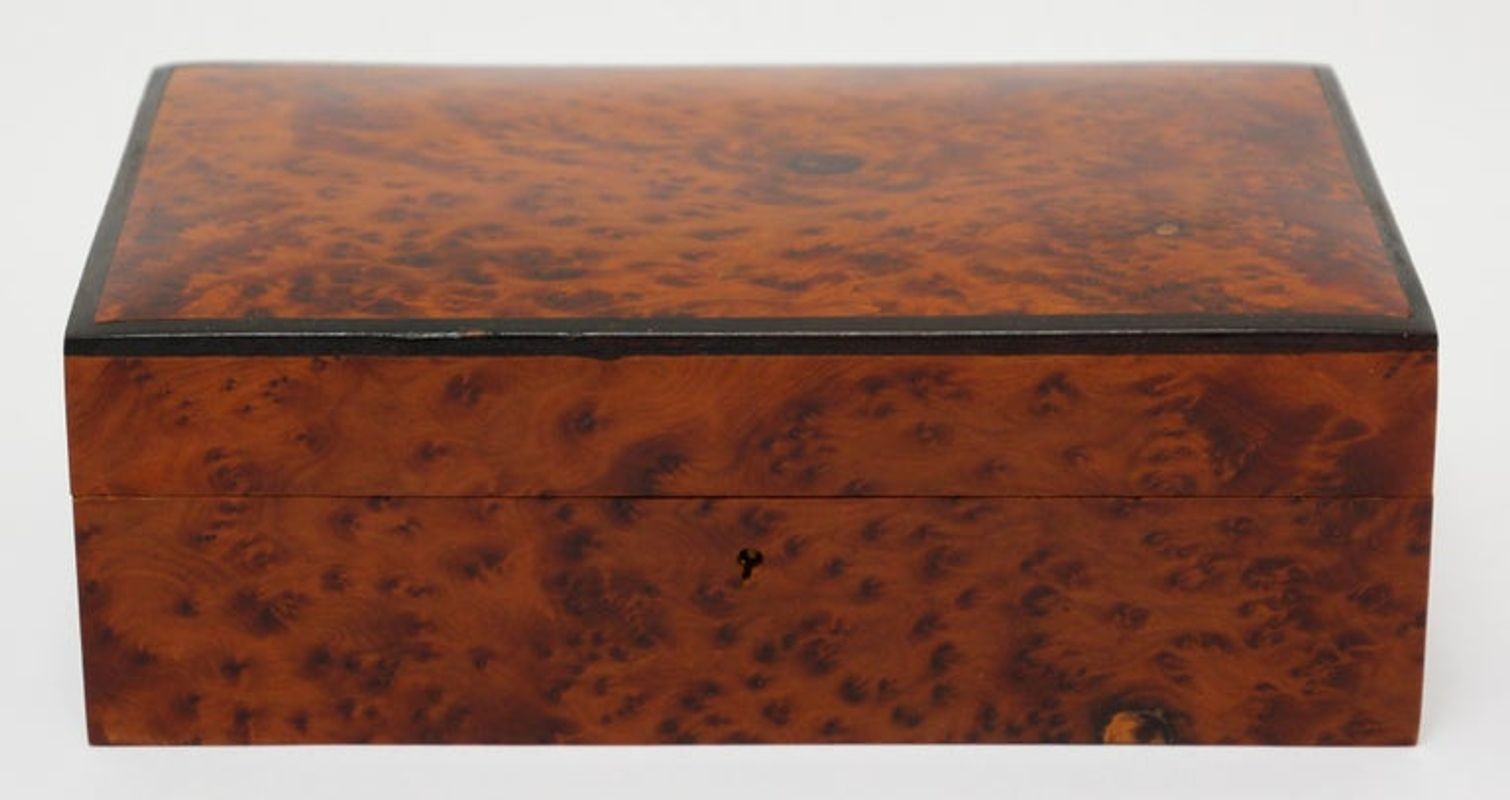 Victorian English Regency Handcrafted Burl Wood Jewelry Box