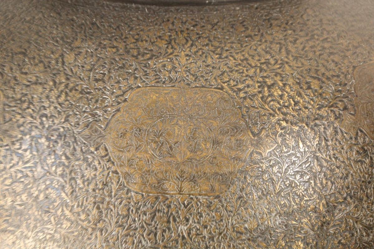 Large Fine Antique Islamic Inlaid Indo-Persian Copper Mughal Vessel