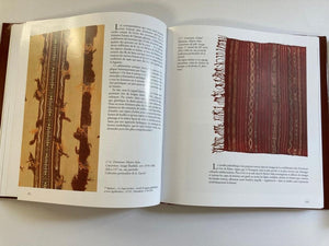 Tapis Berberes du Maroc, Berber Carpets from Morocco Table Book