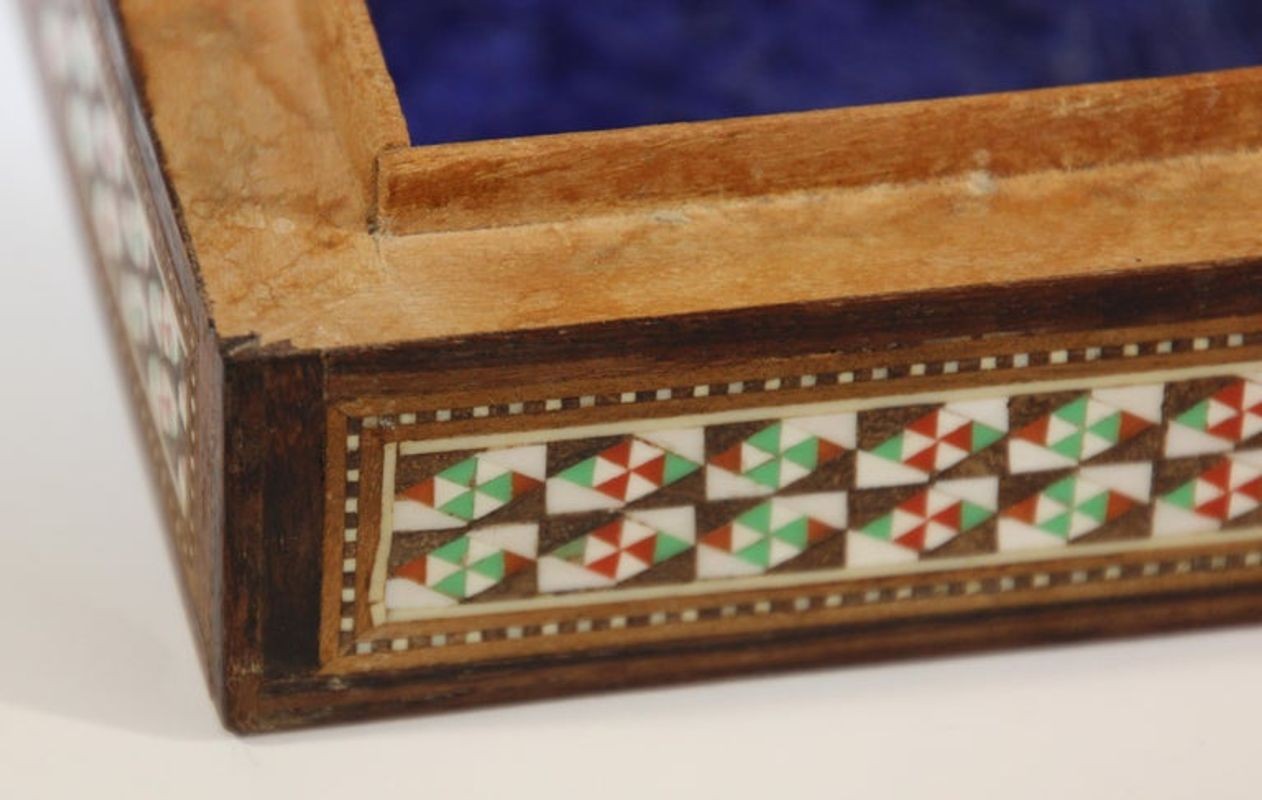 Antique Fine Micro Mosaic Moorish Inlaid Decorative Box