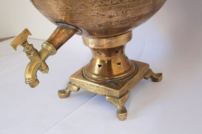 19th Century Handcrafted Mughal Brass Samovar in Moorish Style