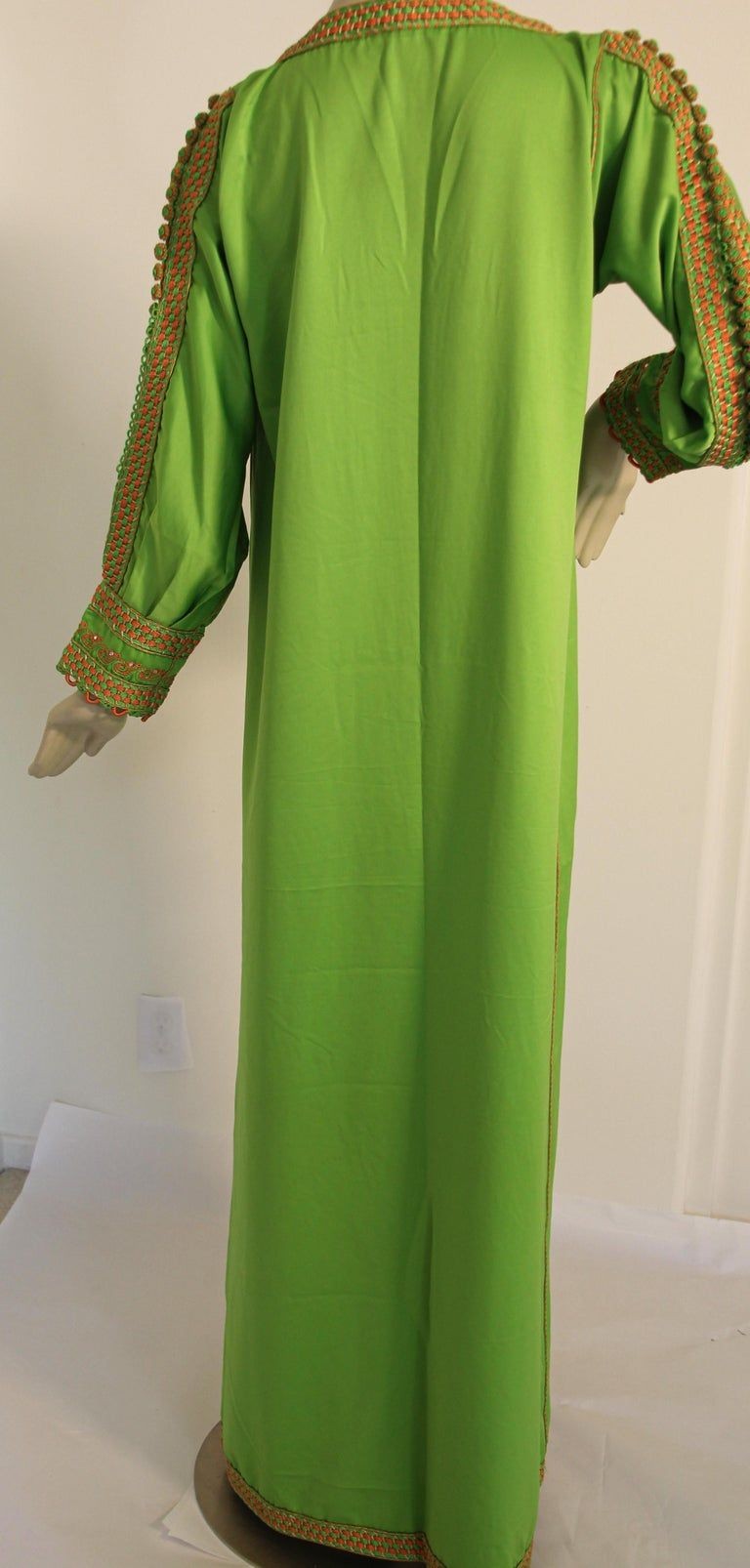 Moroccan Kaftan in Kelly Green