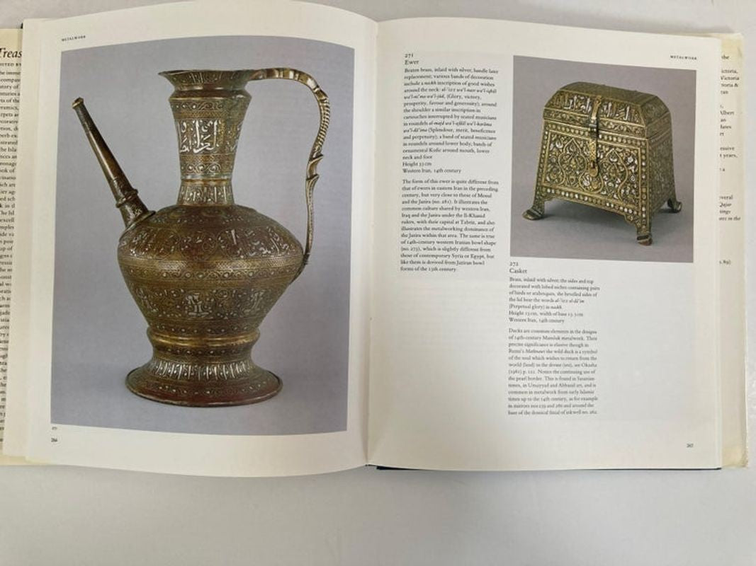 Treasures of Islam Collectible Art Book by Toby Folk 1985