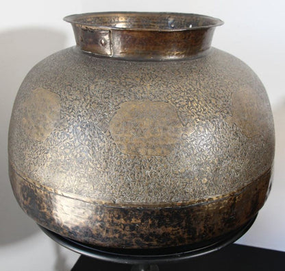 Large Fine Antique Islamic Inlaid Indo-Persian Copper Mughal Vessel