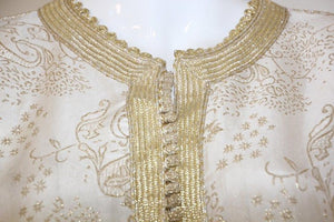 Elegant Moroccan White Caftan with Gold Metallic Floral Brocade