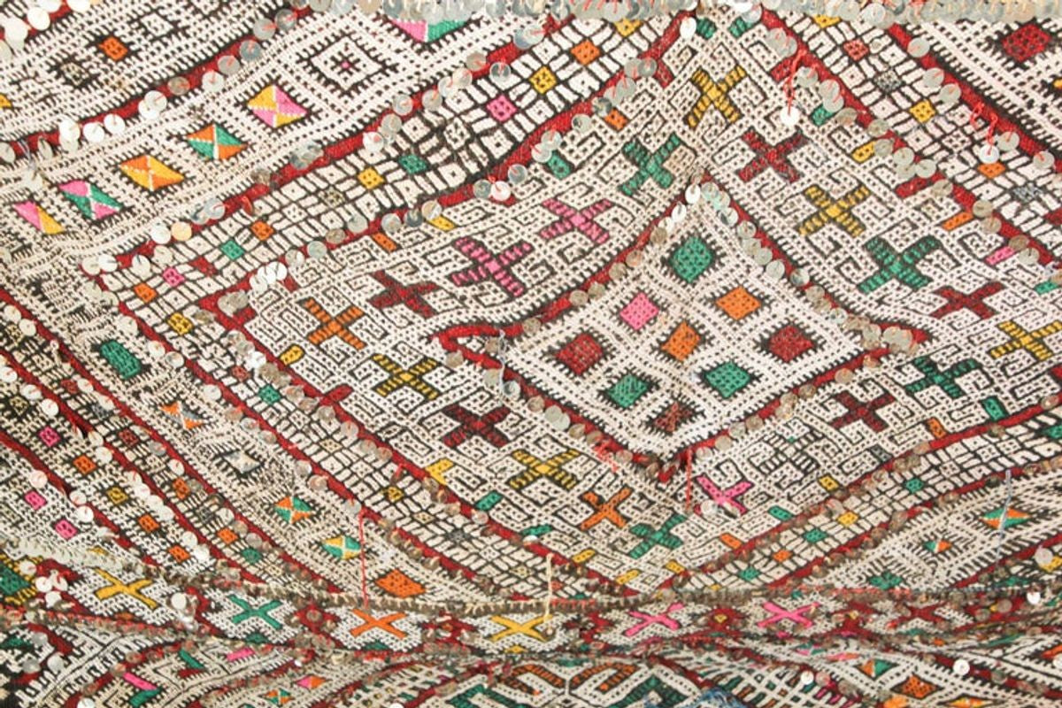 1950s Authentic Moroccan African Tuareg Wedding Runner Rug 15.5 ft long