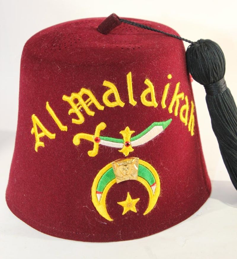 AL Malaikah Vintage Iconic Masonic Shriner Burgundy Wool Fez Hat in Original Box
