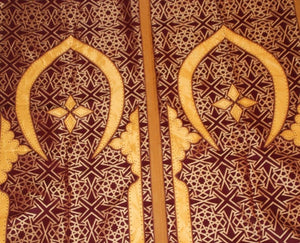 Moroccan Wall Hanging Hiti with Moorish Arches Red and Gold